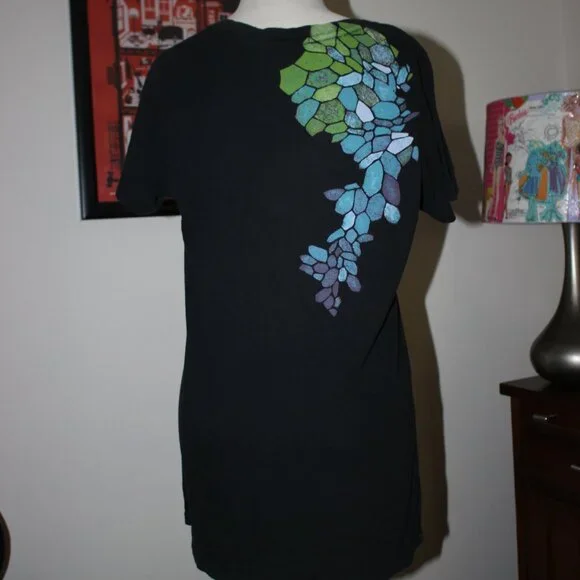 Truly Madly Deeply Black Abstract T-Shirt L Colorful Urban Outfitters Cotton - Picture 6 of 7